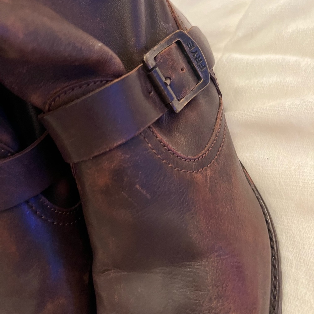 Frye distresses riding boots barely worn dark brown